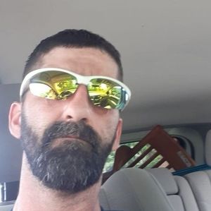 Meet your Posher, Dustin